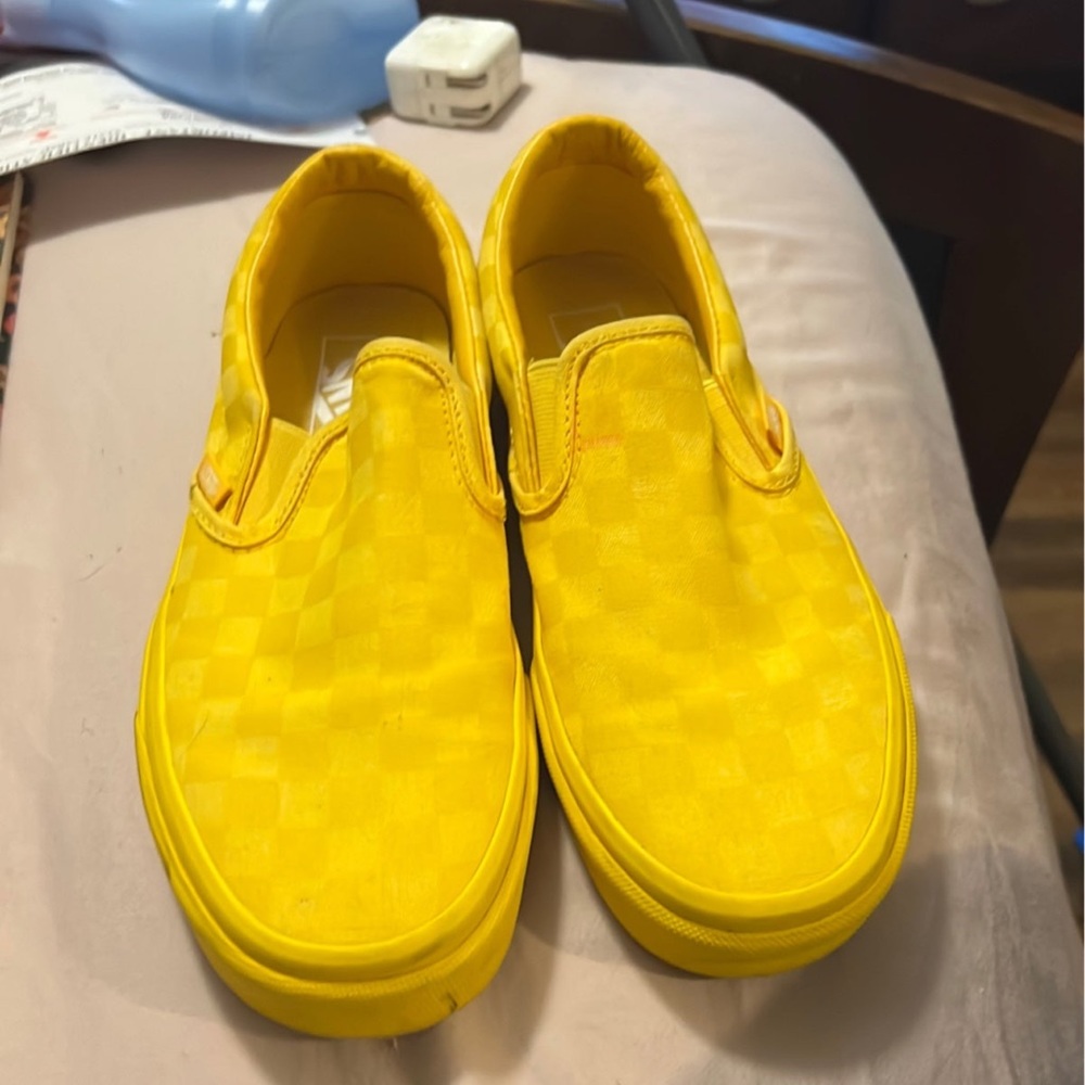 Vans - Picture 3 of 3